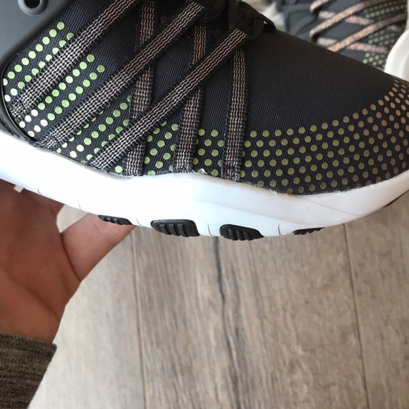 NWT Nike Free RN tr 7 Rare - Picture 3 of 7